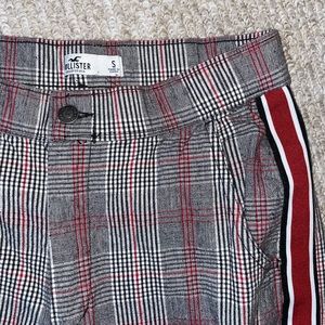Hollister plaid pant. Red Pinstripe detailing. Size S